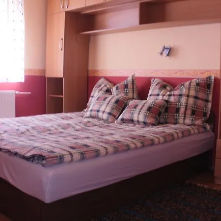 Apartamento Bodzavirág